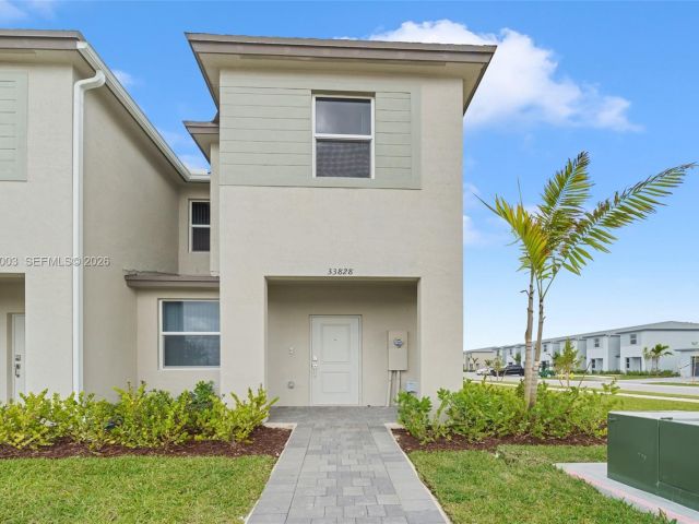 Дом в аренду по адресу 19448 SW 338 Ter - фото 7292348