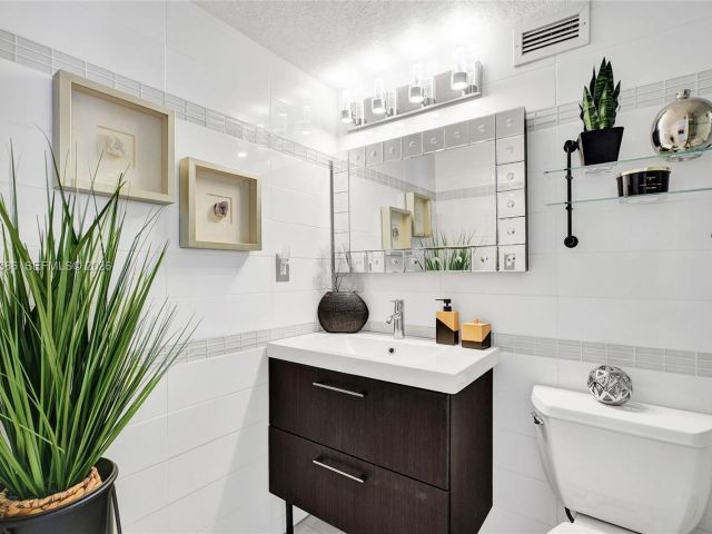 Квартира в аренду номер1212 (available April 24) - фото 7432012