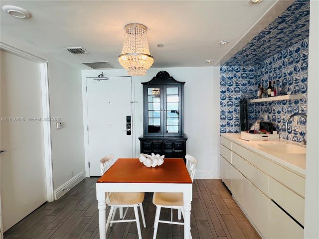 Продажа квартиры #910 - фото 7293621