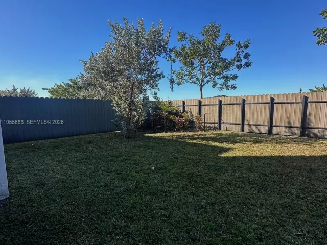 Дом в аренду по адресу 22634 SW 131st Pl 22634 - фото 7292412