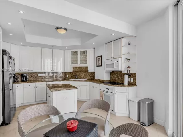 Продажа квартиры #1808 - фото 7371108