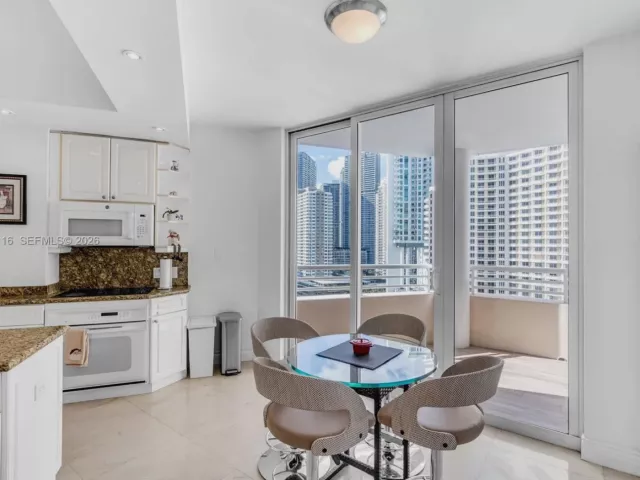 Продажа квартиры #1808 - фото 7371109