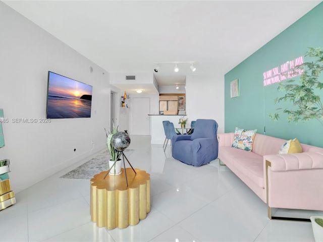 Продажа квартиры #2616 - фото 7294403