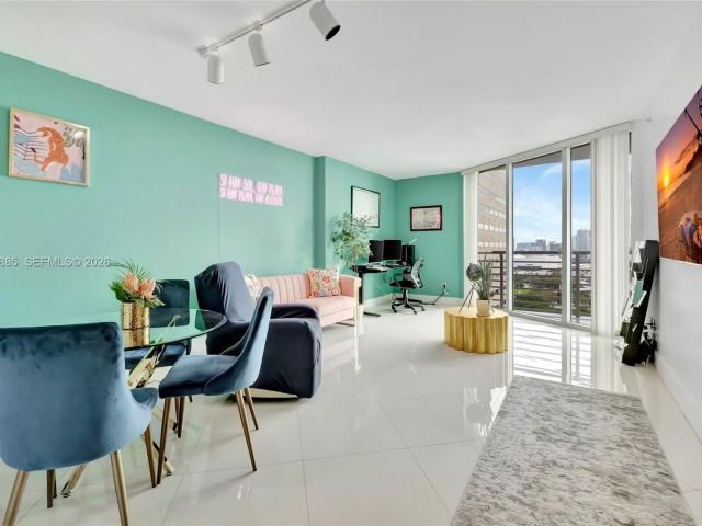 Продажа квартиры #2616 - фото 7294410