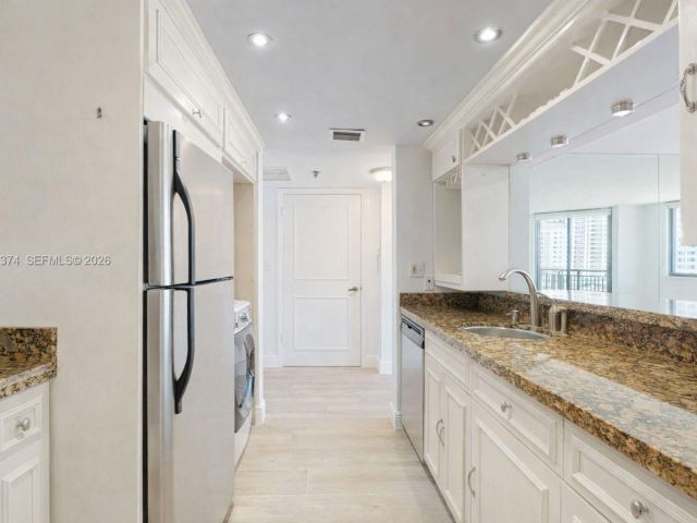 Квартира в аренду номер1111 - фото 7469771