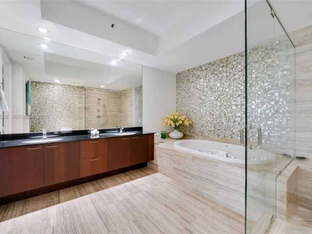 Продажа квартиры #2103 - фото 7294772