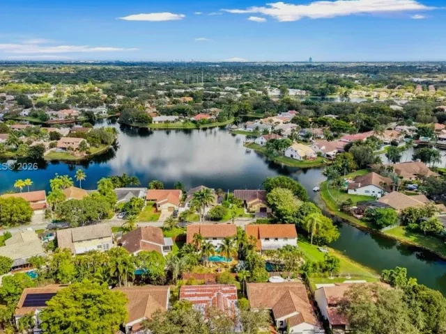 Продажа дома по адресу 2560 Bass Way - фото 7535664