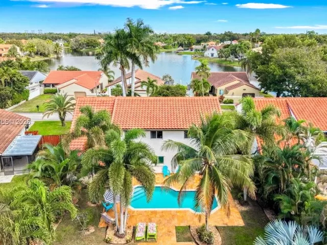 Продажа дома по адресу 2560 Bass Way - фото 7535670