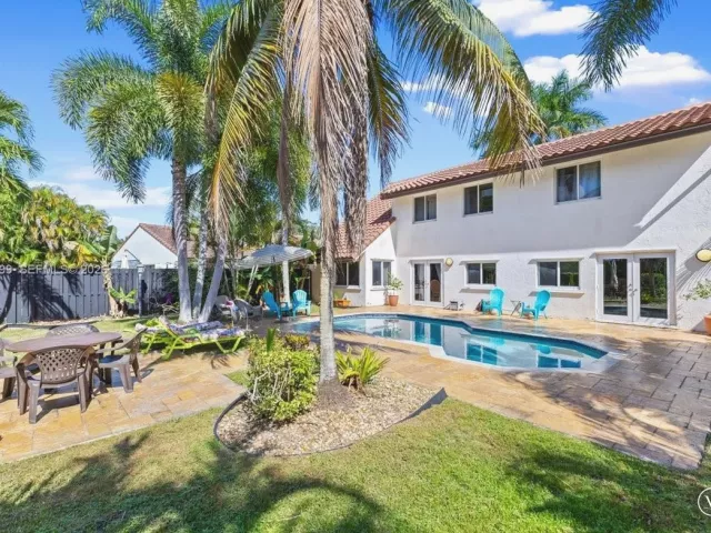 Продажа дома по адресу 2560 Bass Way - фото 7535671