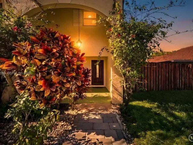 Продажа дома по адресу 2560 Bass Way - фото 7535659