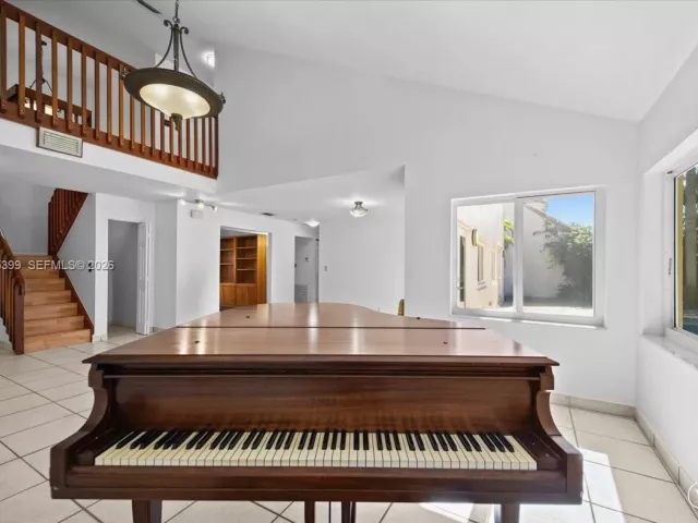 Продажа дома по адресу 2560 Bass Way - фото 7535662