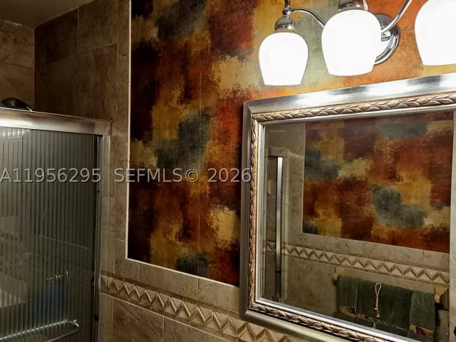 Продажа дома по адресу 10301 Greenbriar Ct - фото 7733681