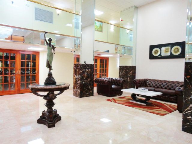 Продажа квартиры # - фото 7444358