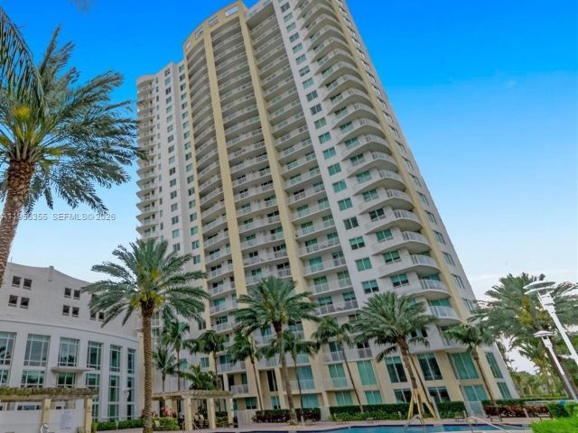 Квартира в аренду номер2005W - фото 7429140