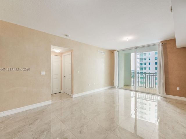 Квартира в аренду номер1408E - фото 7429176