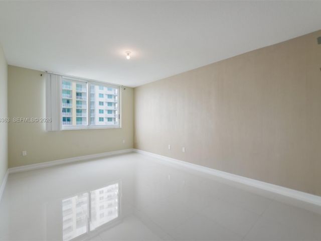 Квартира в аренду номер1408E - фото 7429182