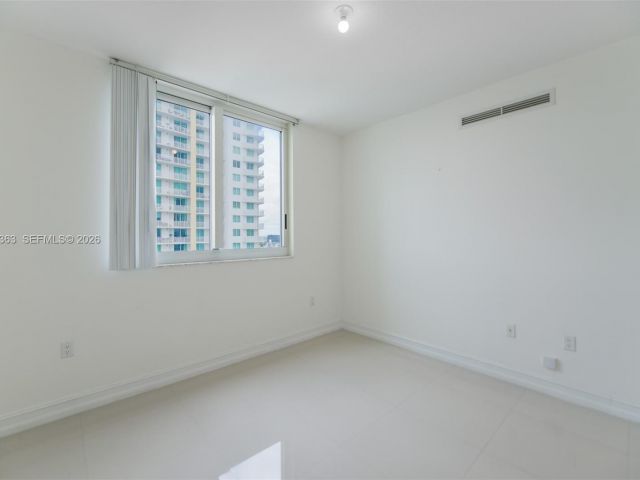 Квартира в аренду номер1408E - фото 7429189