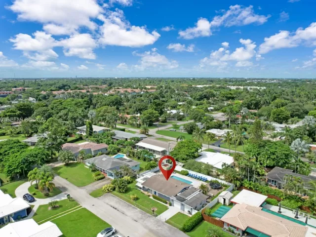 Продажа дома по адресу 2217 NW 4th Ave - фото 7301632