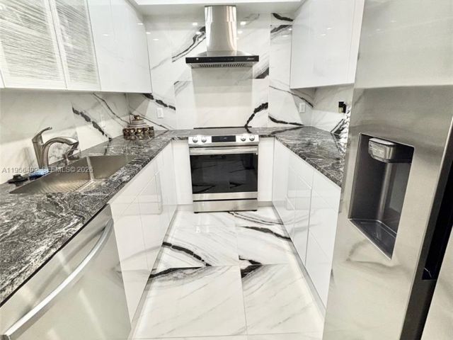 Продажа квартиры #15B - фото 7447437