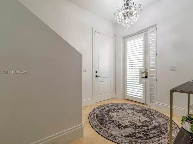 Продажа дома по адресу 430 Sunset Dr - фото 7306994