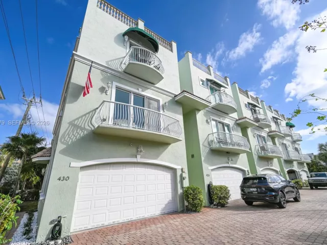 Продажа дома по адресу 430 Sunset Dr - фото 7306999