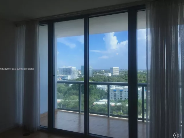 Продажа квартиры #1305 - фото 7300710