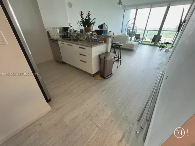 Продажа квартиры #1305 - фото 7300713