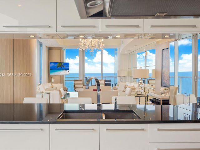 Продажа квартиры #2608 - фото 7301702