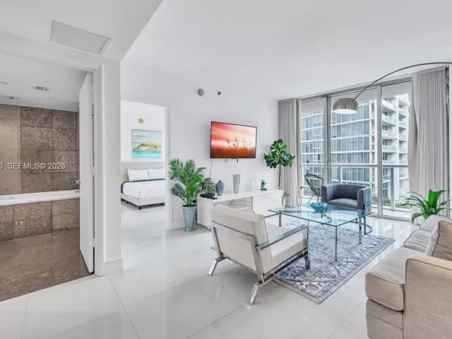 Продажа квартиры #1711 - фото 7302667