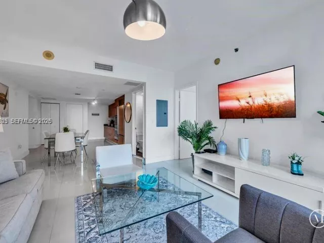 Продажа квартиры #1711 - фото 7302665