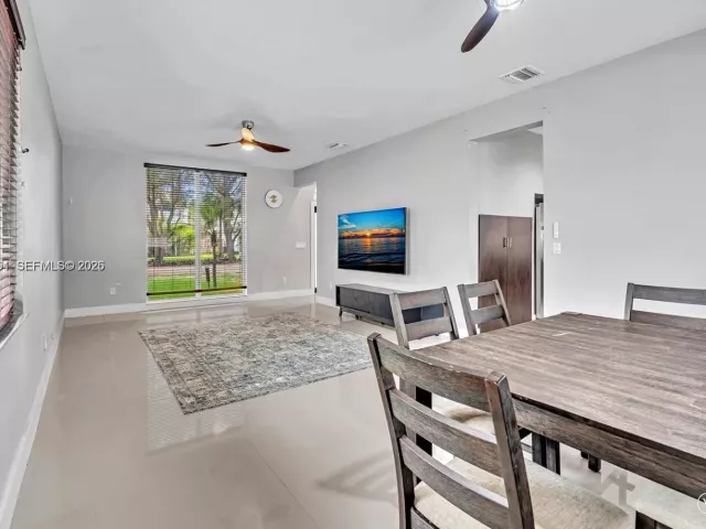 Дом в аренду по адресу 10301 Panama St 0 - фото 7301804