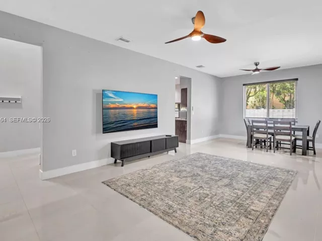 Дом в аренду по адресу 10301 Panama St 0 - фото 7301805