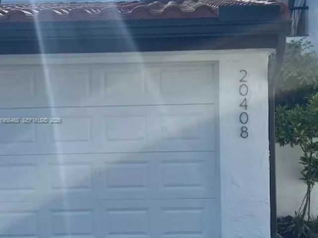 Продажа дома по адресу 20408 NE 34th Ct 21 - фото 7301754