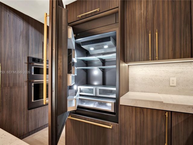 Продажа дома по адресу 600 San Antonio Ave - фото 7470692