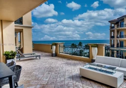 Квартира #4C