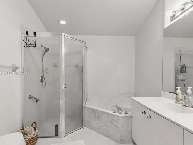 Дом в аренду по адресу 6207 Floral Lakes Dr 6207 - фото 7306861