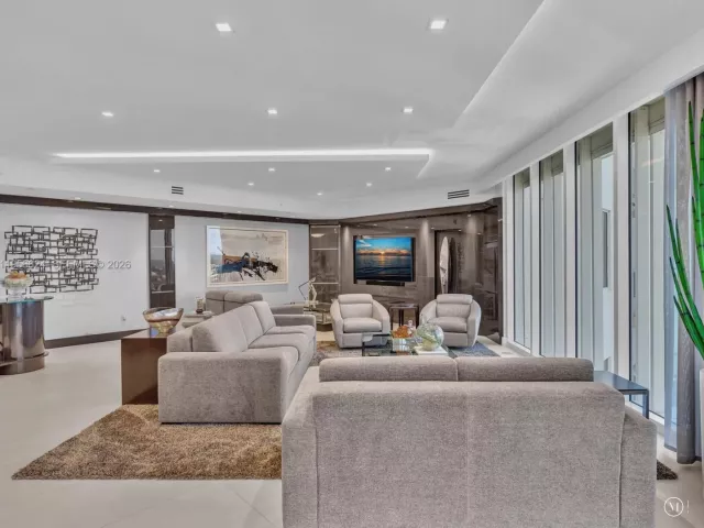 Продажа квартиры #1503 S.E Corner Turn Key - фото 7366120