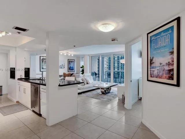 Квартира в аренду номерA-2440 - фото 7313127