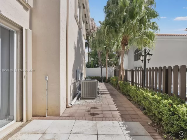 Продажа дома по адресу 3960 194th Trl - фото 7309075