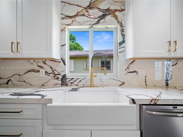 Продажа дома по адресу 13826 Kaiser Trl - фото 7370580