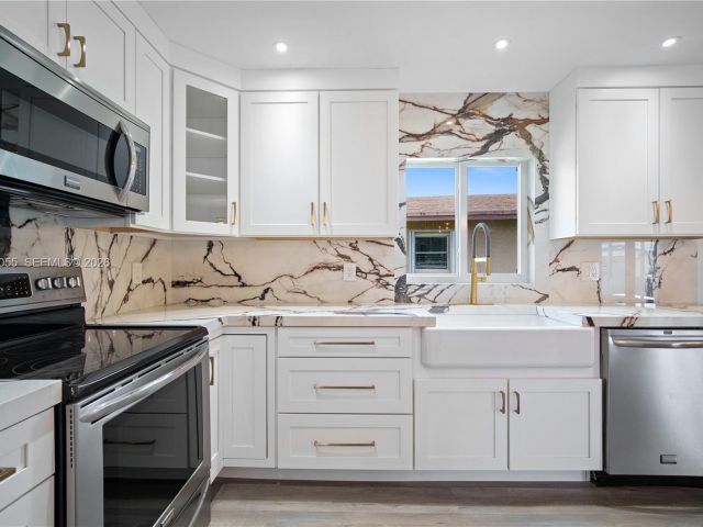 Продажа дома по адресу 13826 Kaiser Trl - фото 7370582