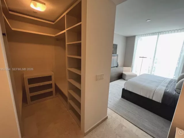 Квартира в аренду номер2404 - фото 7308763