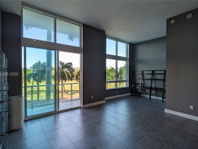 Продажа квартиры #505 - фото 7437000