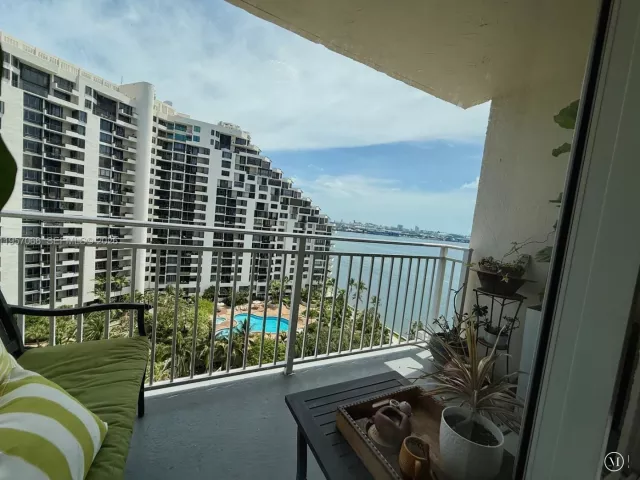 Продажа квартиры #1503 - фото 7311451