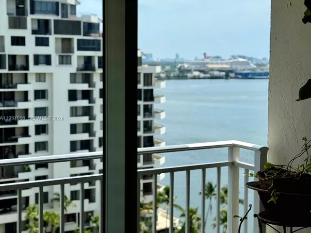 Продажа квартиры #1503 - фото 7311436