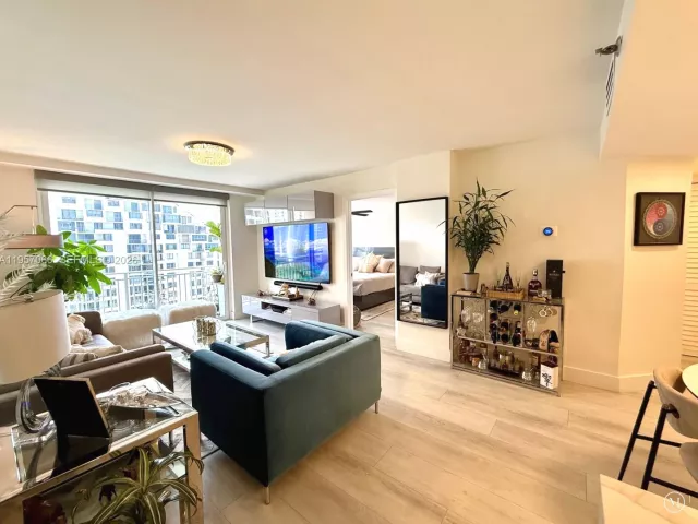 Продажа квартиры #1503 - фото 7311439