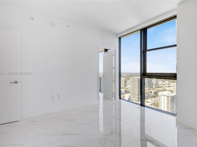 Квартира в аренду номер5601 - фото 7311946