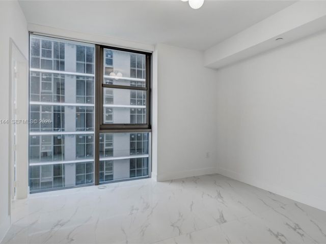 Квартира в аренду номер5601 - фото 7311949