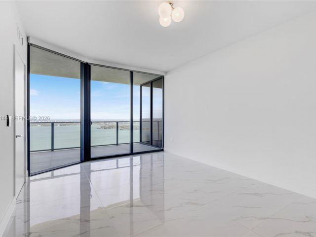 Квартира в аренду номер5601 - фото 7311956