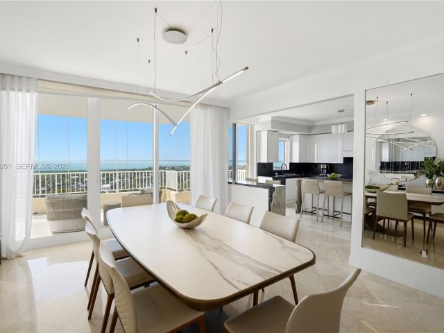 Продажа квартиры #1805 - фото 7404372